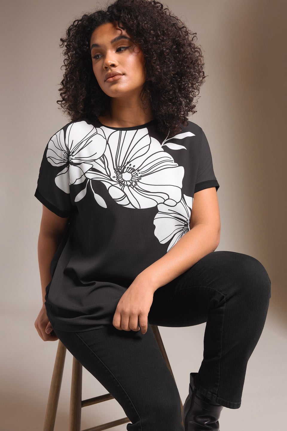 Evans Curve Black Contrast Floral Print T-Shirt