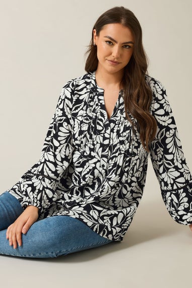 Evans Curve Black Floral Print Pintuck Blouse