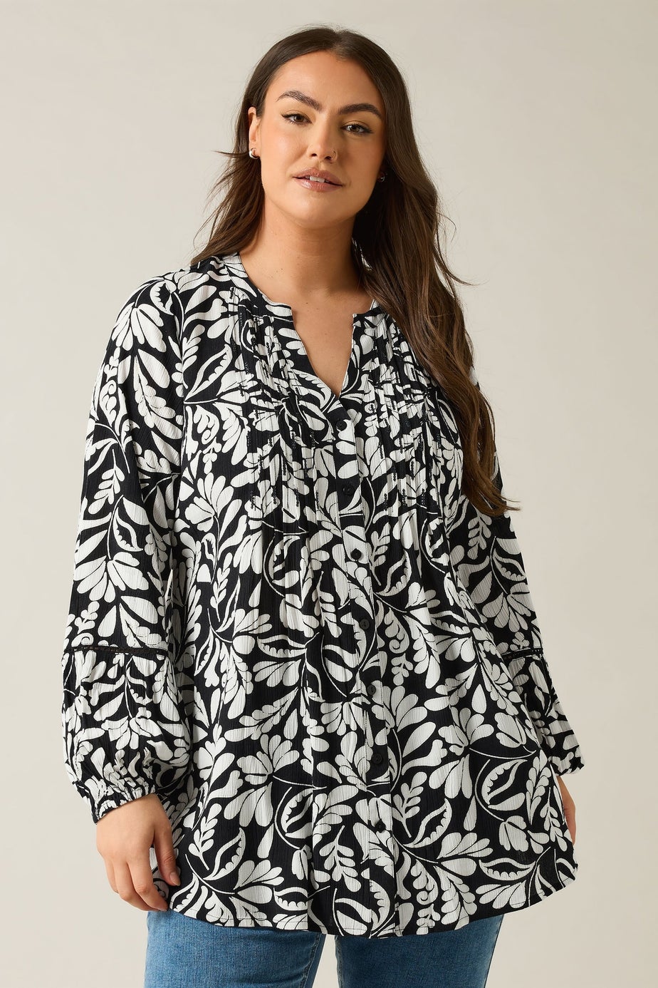 Evans Curve Black Floral Print Pintuck Blouse