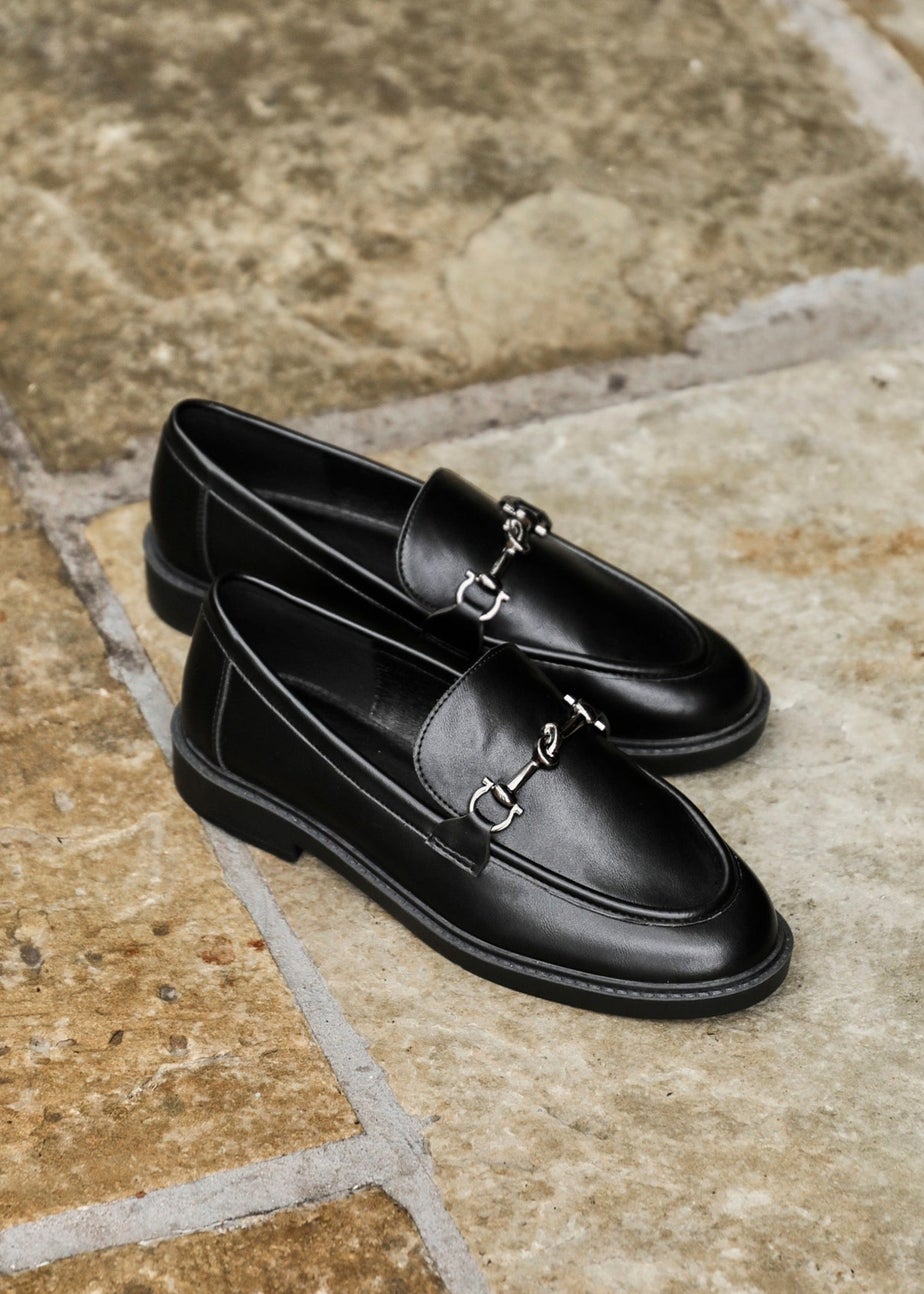Linzi Elite Black Faux Leather Loafer