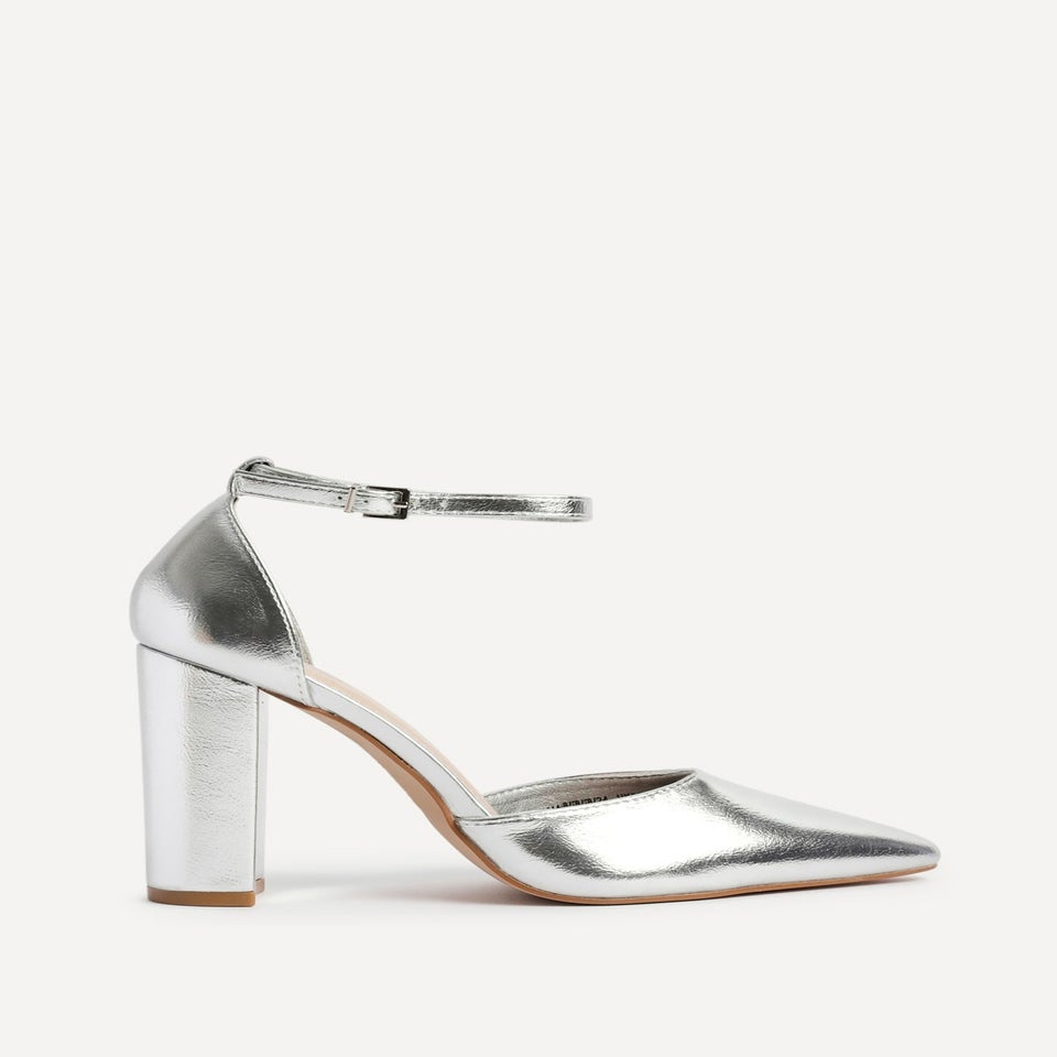 Linzi Mara Silver Faux Leather Block Heeled Court Shoe