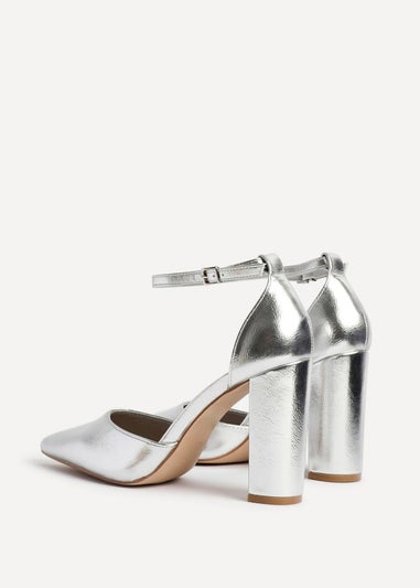 Linzi Mara Silver Faux Leather Block Heeled Court Shoe