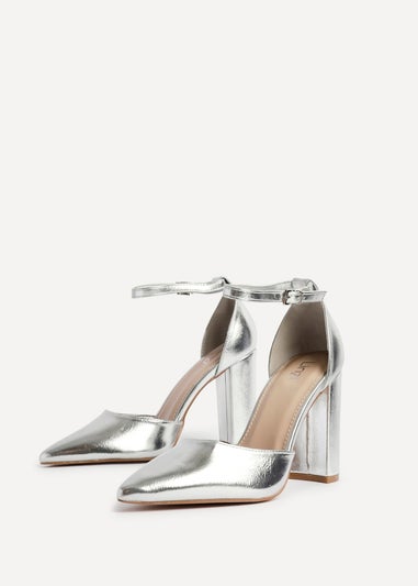 Linzi Mara Silver Faux Leather Block Heeled Court Shoe