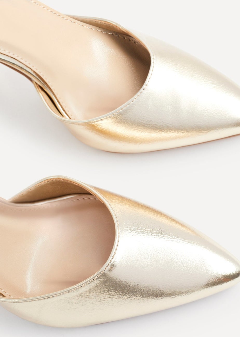 Linzi Mara Gold Faux Leather Block Heeled Court Shoe