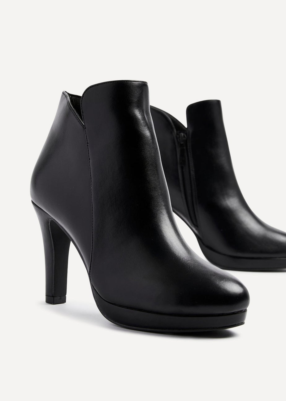 Linzi Layara Black Faux Leather Small Platform Ankle Boot