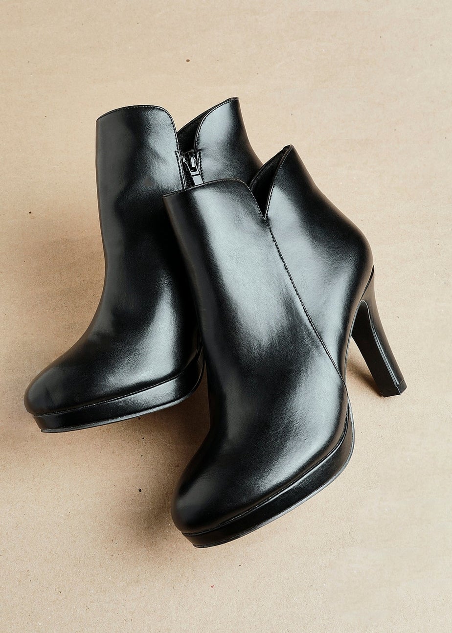 Linzi Layara Black Faux Leather Small Platform Ankle Boot