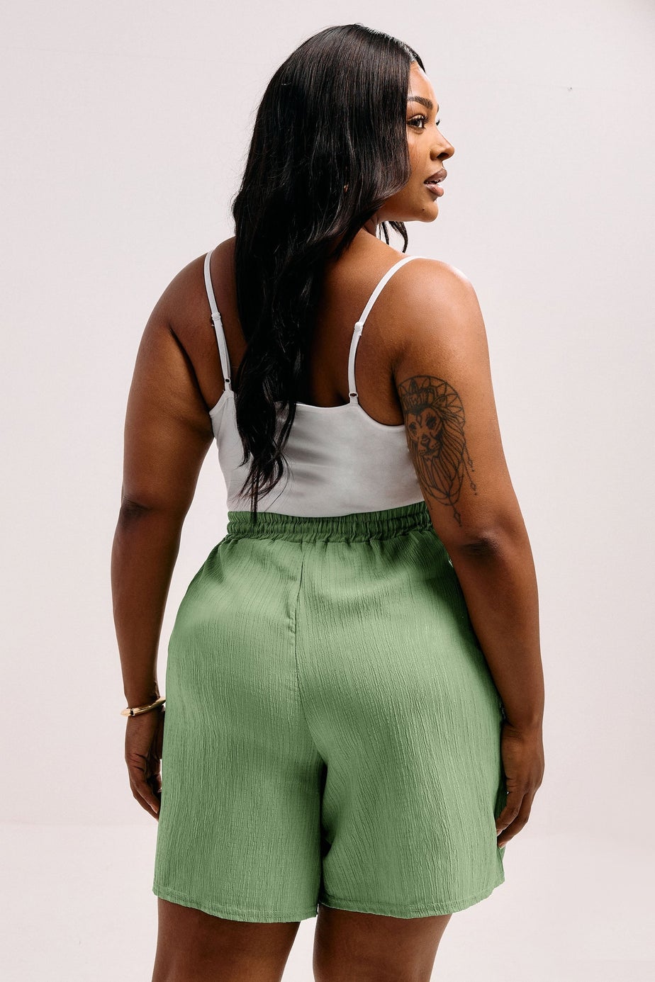 Yours Curve Sage Green Crinkle Tie Waist Shorts