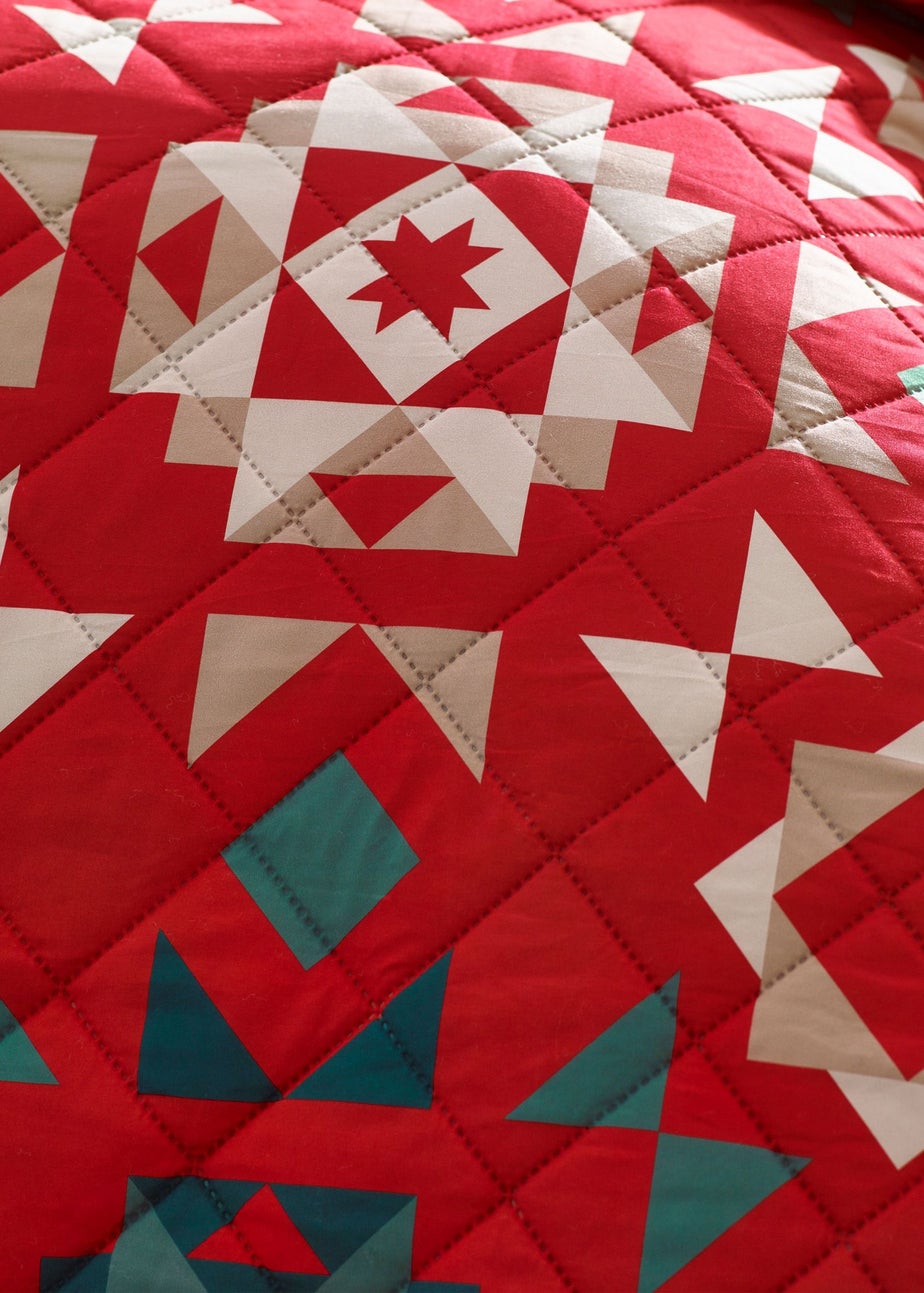 Catherine Lansfield Red Christmas Patchwork Quilted Bedspread