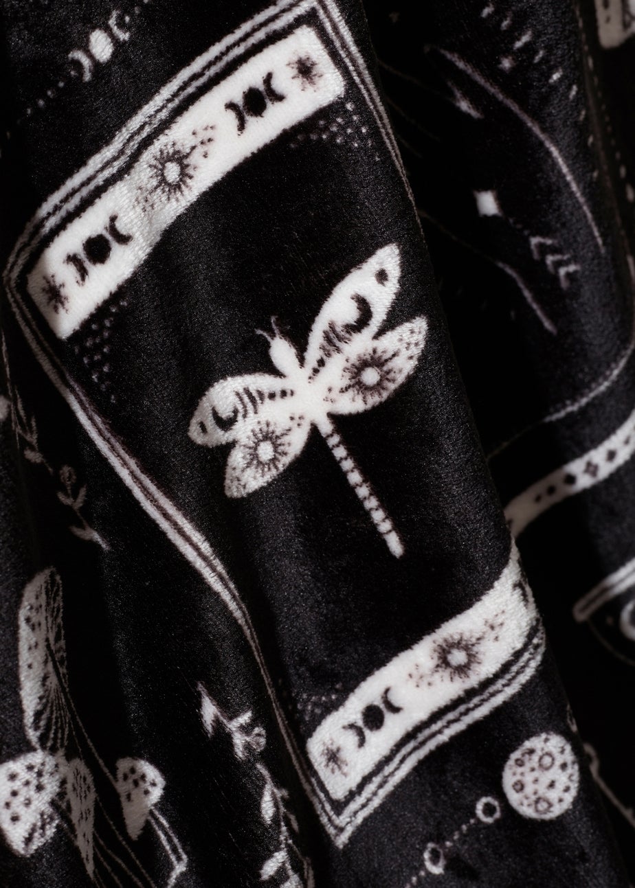 Catherine Lansfield Black Enchanted Witchcraft Cosy Fleece Blanket Throw