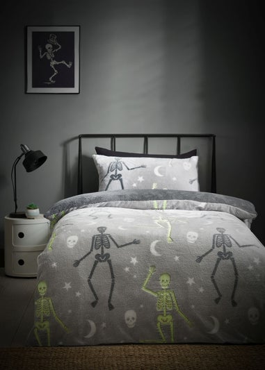 Catherine Lansfield Grey Halloween Skeleton Fleece Glow in the Dark Duvet Cover Set