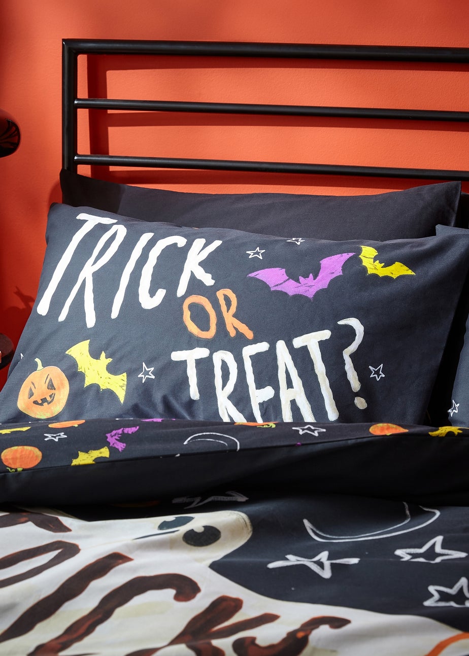 Catherine Lansfield Black Halloween Trick or Treat Reversible Duvet Cover Set