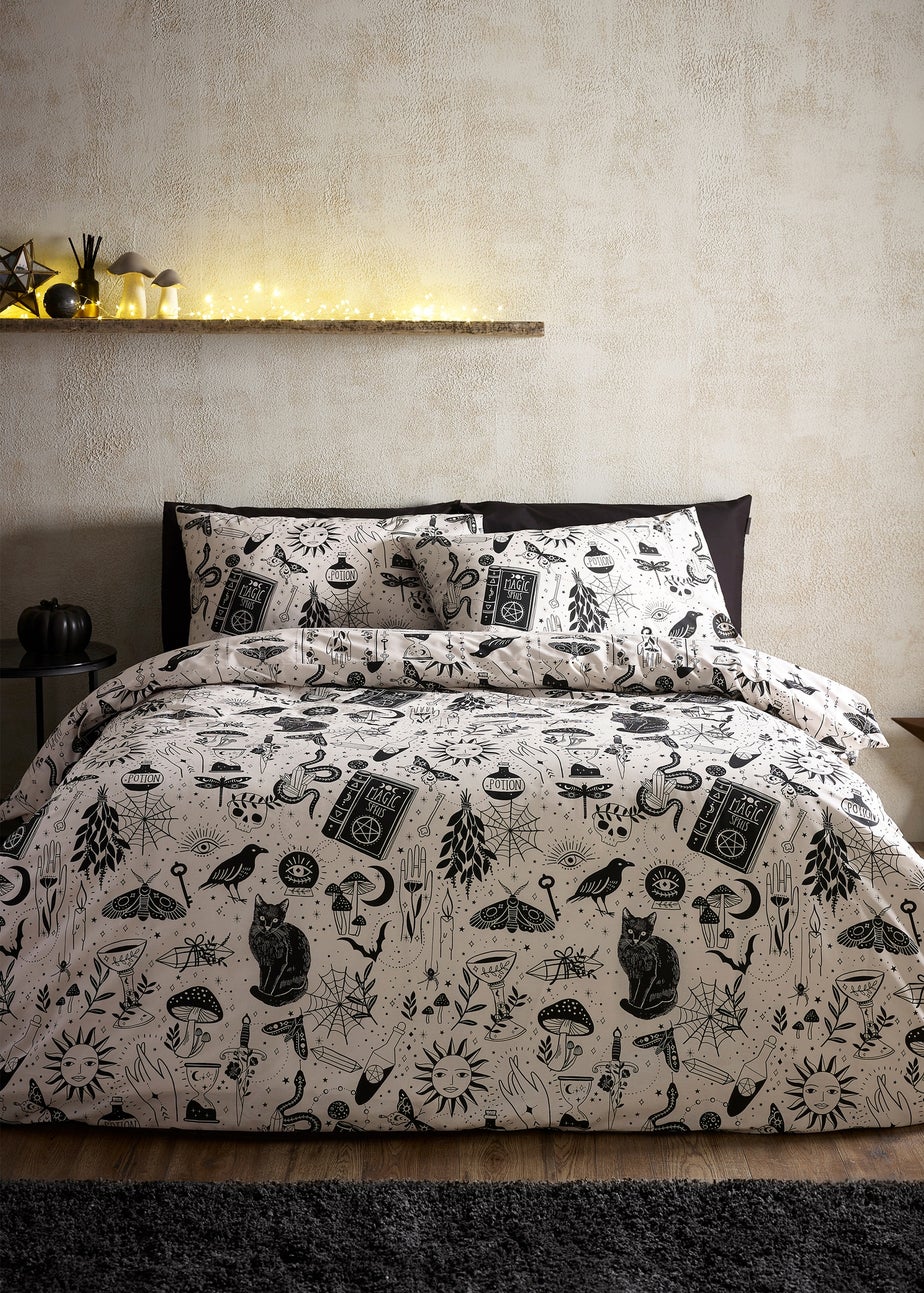 Catherine Lansfield Black Enchanted Witchcraft Reversible Duvet Cover Set
