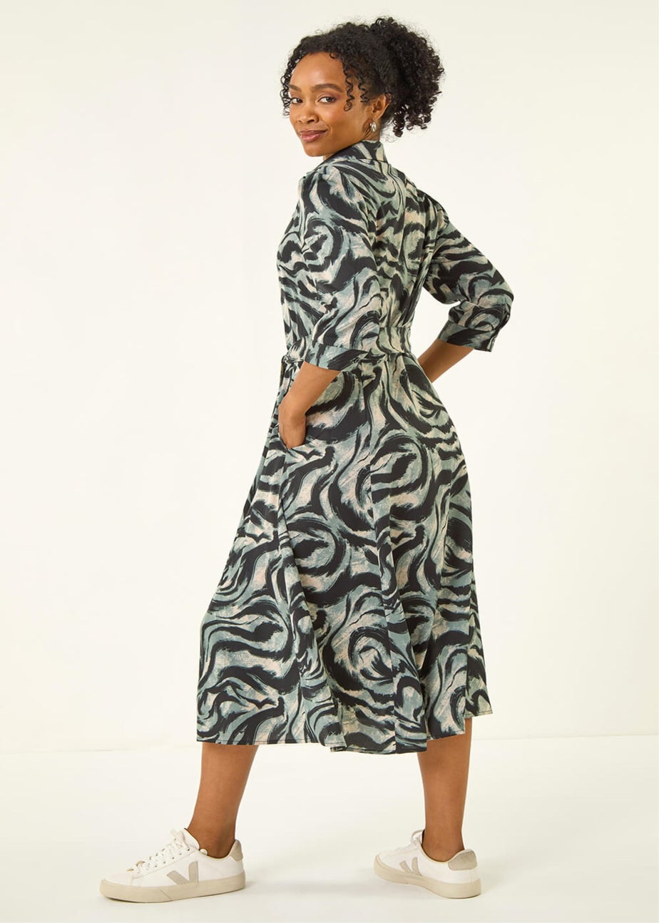 Roman Grey Petite Animal Print Stretch Shirt Dress