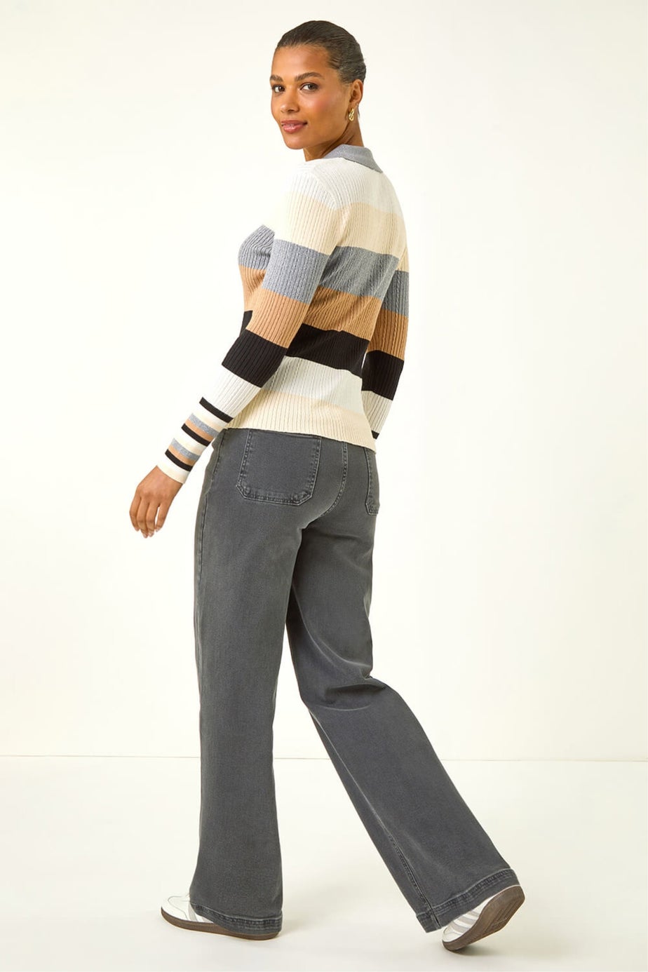 Roman Ivory Stripe Collar Buttoned Knit