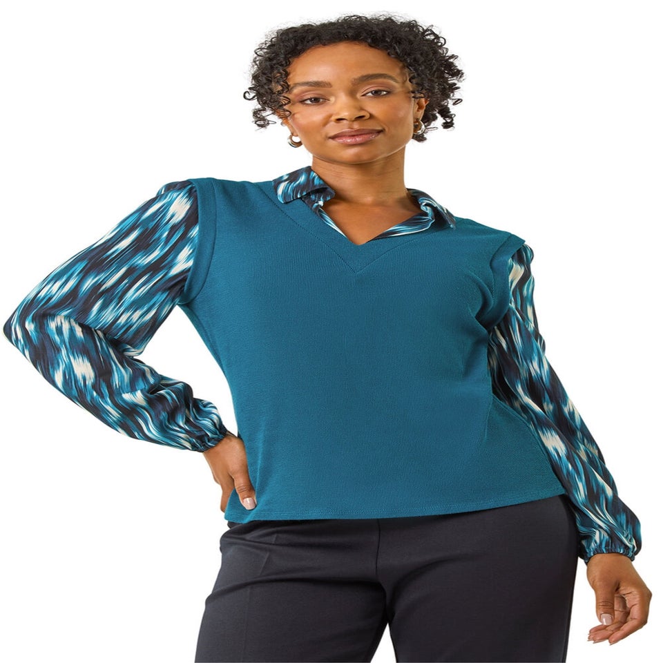 Roman Teal Petite Constrast V-Neck Top