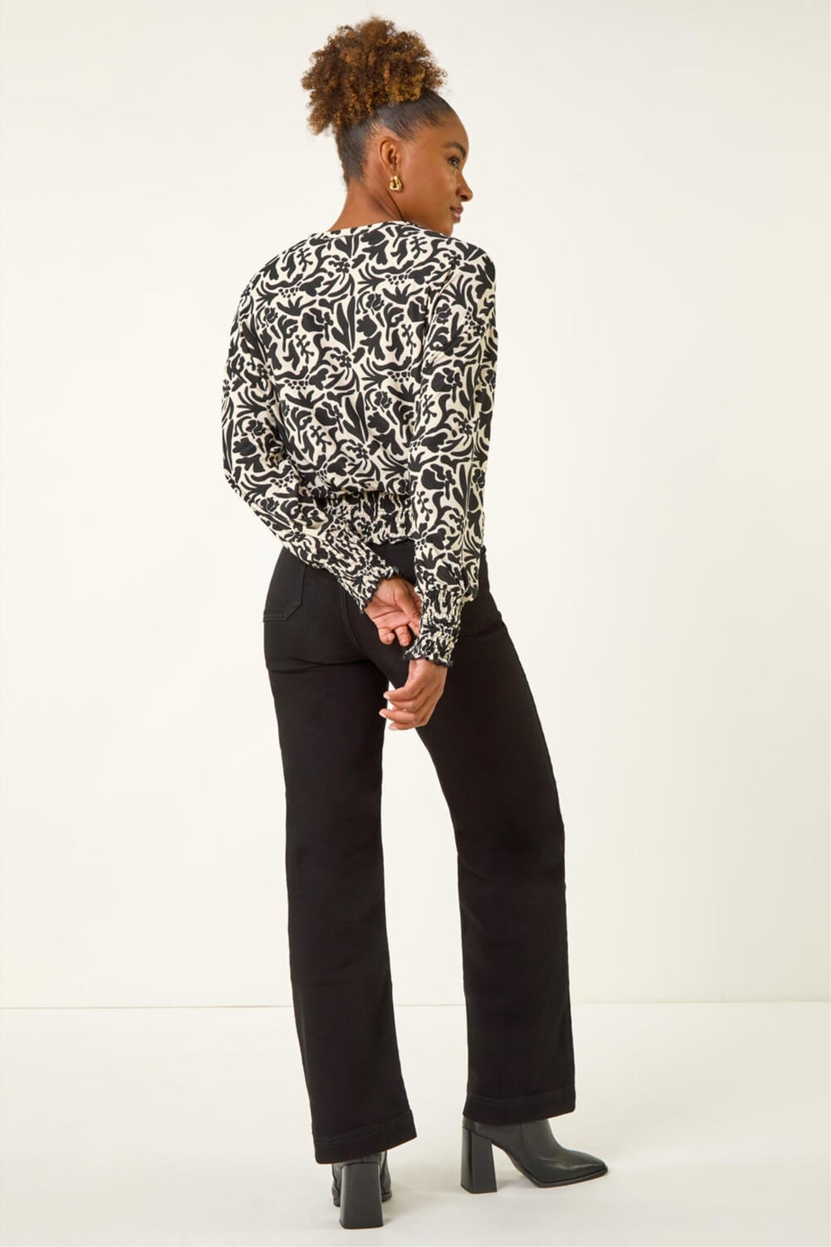 Roman Black Abstract Print Stretch Top