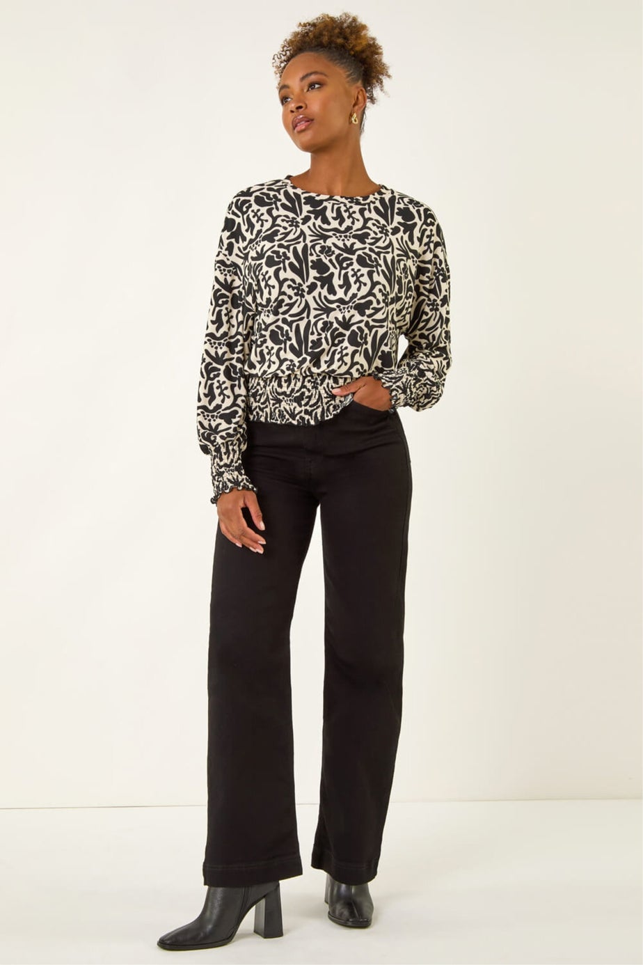 Roman Black Abstract Print Stretch Top