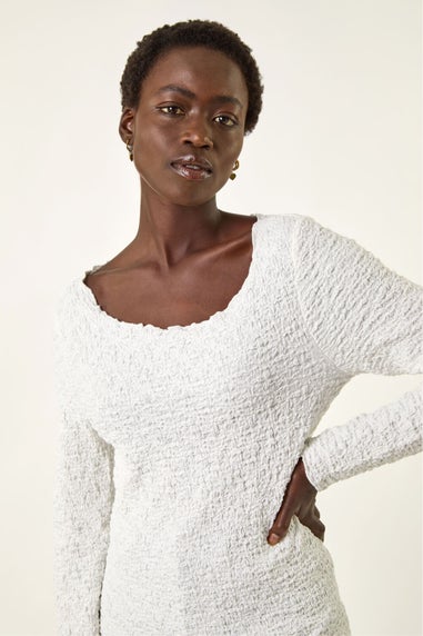 Roman Ivory Textured Bubble Crepe Lettuce Edge Top