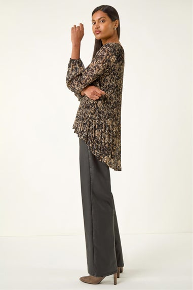 Roman Black Abstract Print Pleated Top