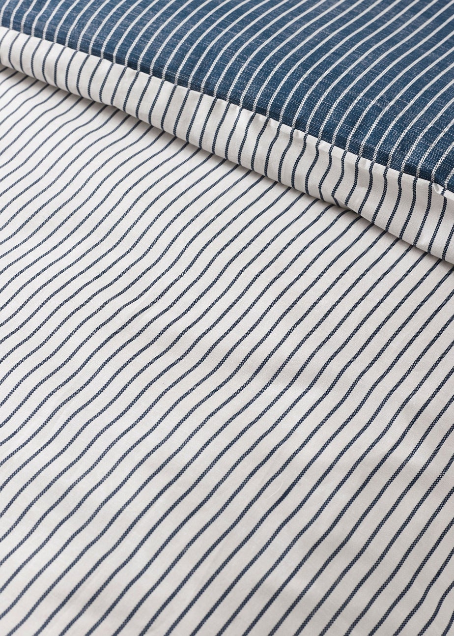 Catherine Lansfield Oxford Pinstripe Reversible Duvet Cover Set Navy