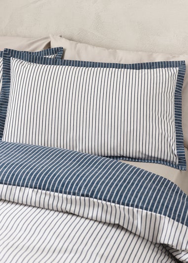Catherine Lansfield Oxford Pinstripe Reversible Duvet Cover Set Navy