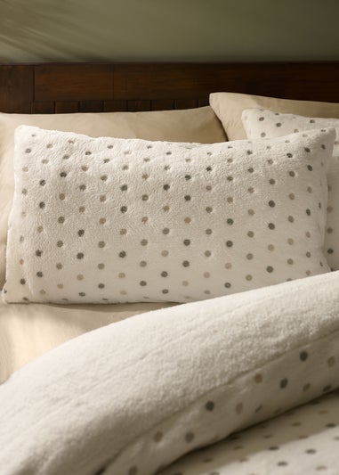 Catherine Lansfield Cosy Spot Fleece Duvet Cover Set Cream