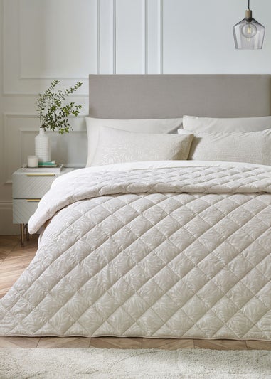 Catherine Lansfield Corded Leaves Quilted Bedspread Champagne Gold