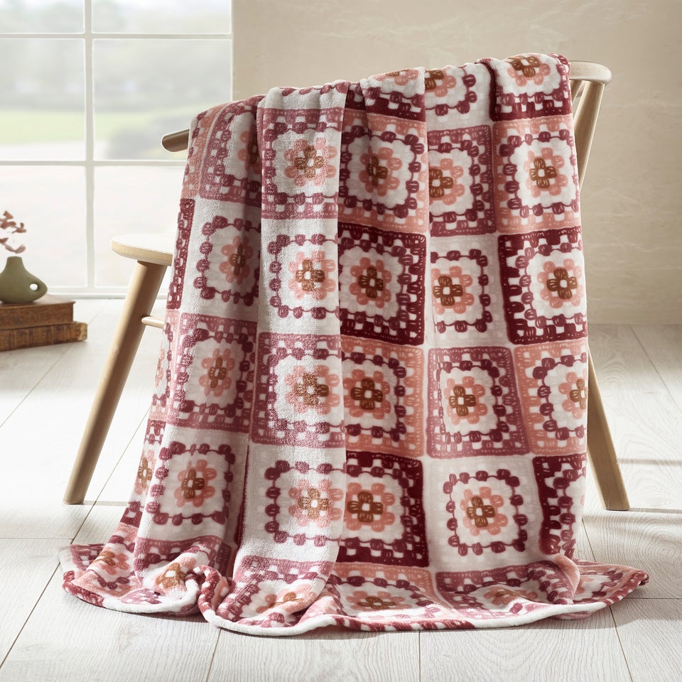 Catherine Lansfield Crochet Print Blanket Throw Pink
