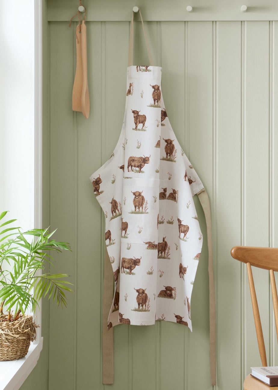 Catherine Lansfield Angus Highland Cow Cotton Kitchen Adult Apron Natural