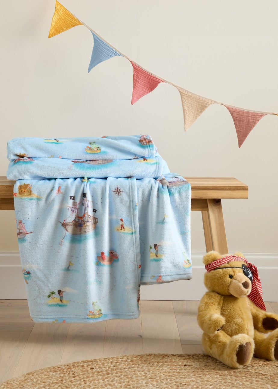 Belle & Boo Pirates Cosy Fleece Blanket Throw Blue