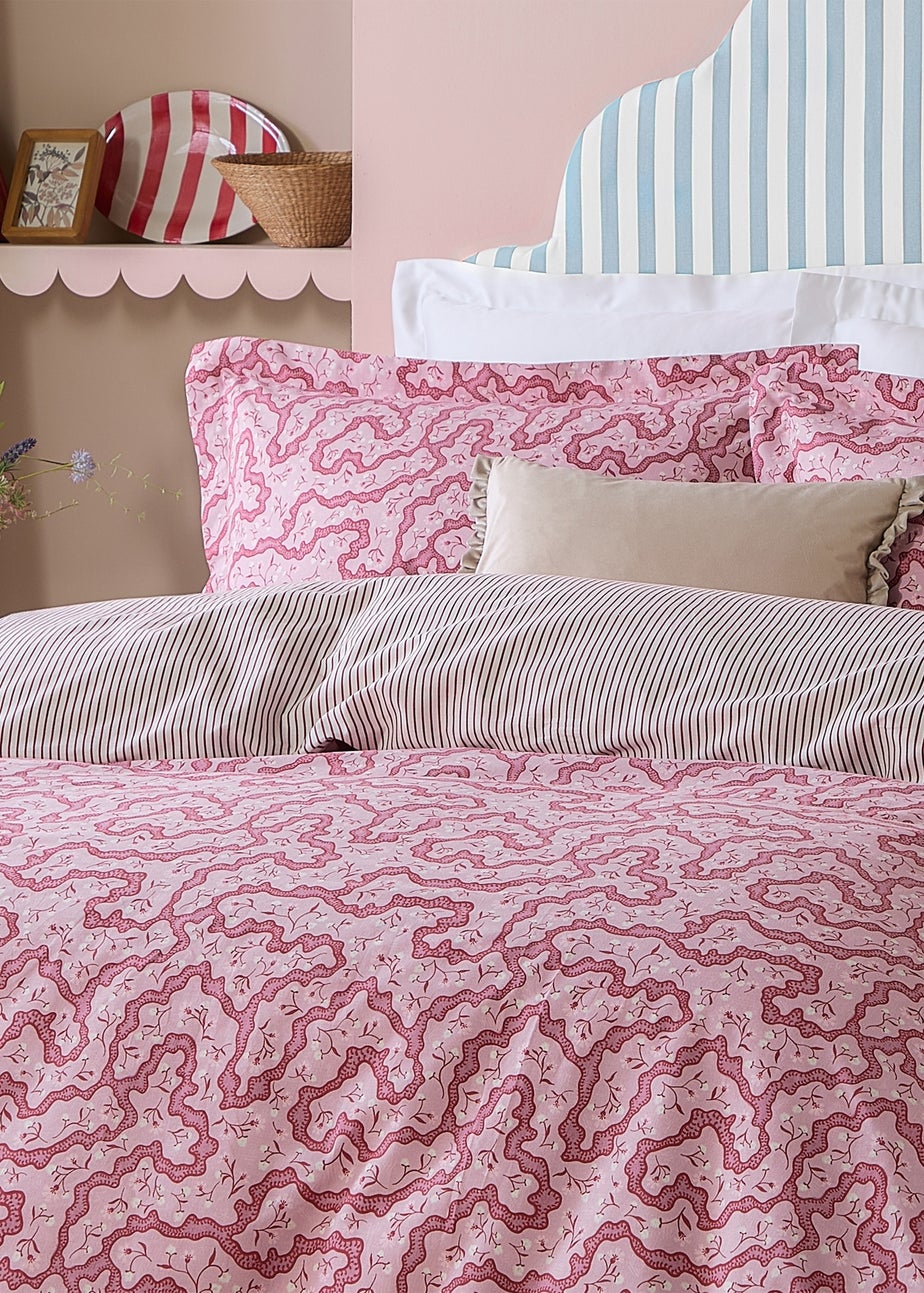 Wylder Brianna Floral 100% Cotton Cherry Duvet Set