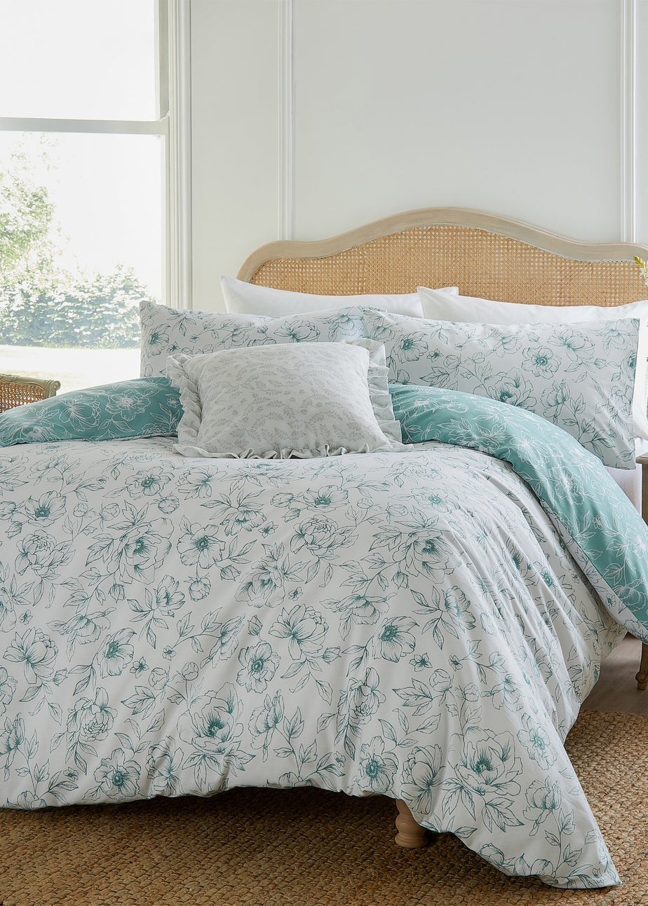 Wylder Nature Bella Reversible Floral Blue Duvet Set