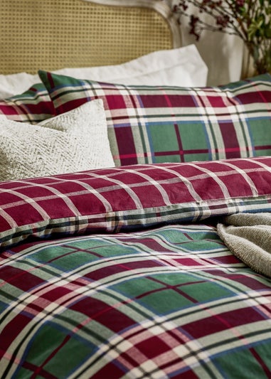 Wylder Nature Braemar Check Soft Brushed Cotton Berry/Pine Duvet Set
