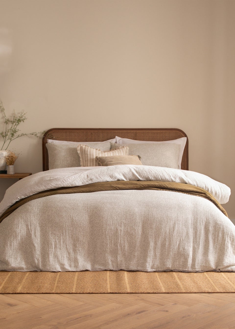 Yard Perrie Leaf Muslin 100% Cotton Natural Duvet Set