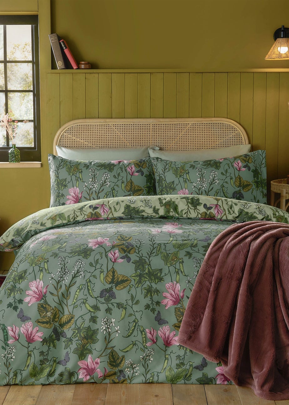 Furn Mystic Berry Floral Reversible Green Duvet Set