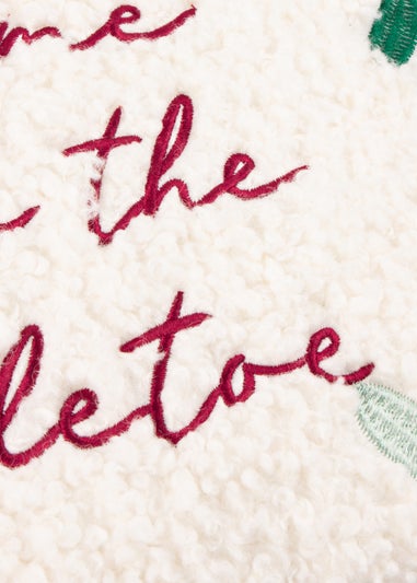 Furn Mistletoe Wreath Embroidered Multi Cushion