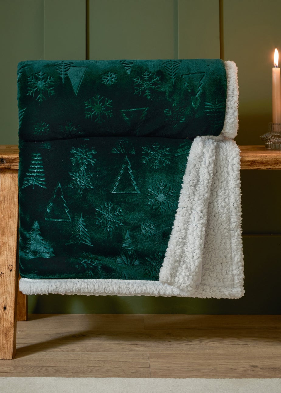 Furn Festive Time Sherpa Fleece Embossed Emerald Throw