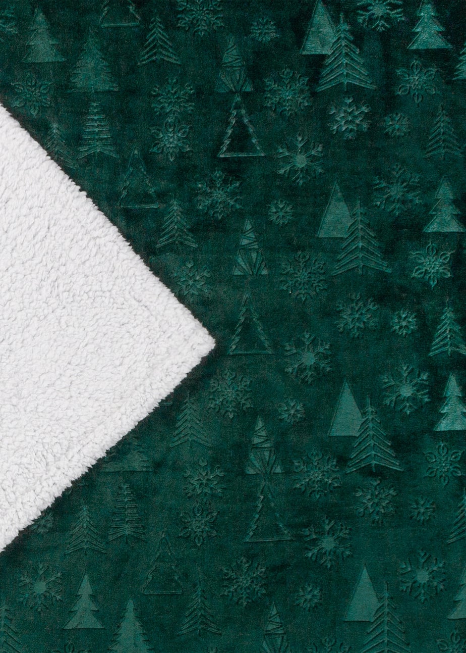 Furn Festive Time Sherpa Fleece Embossed Emerald Throw