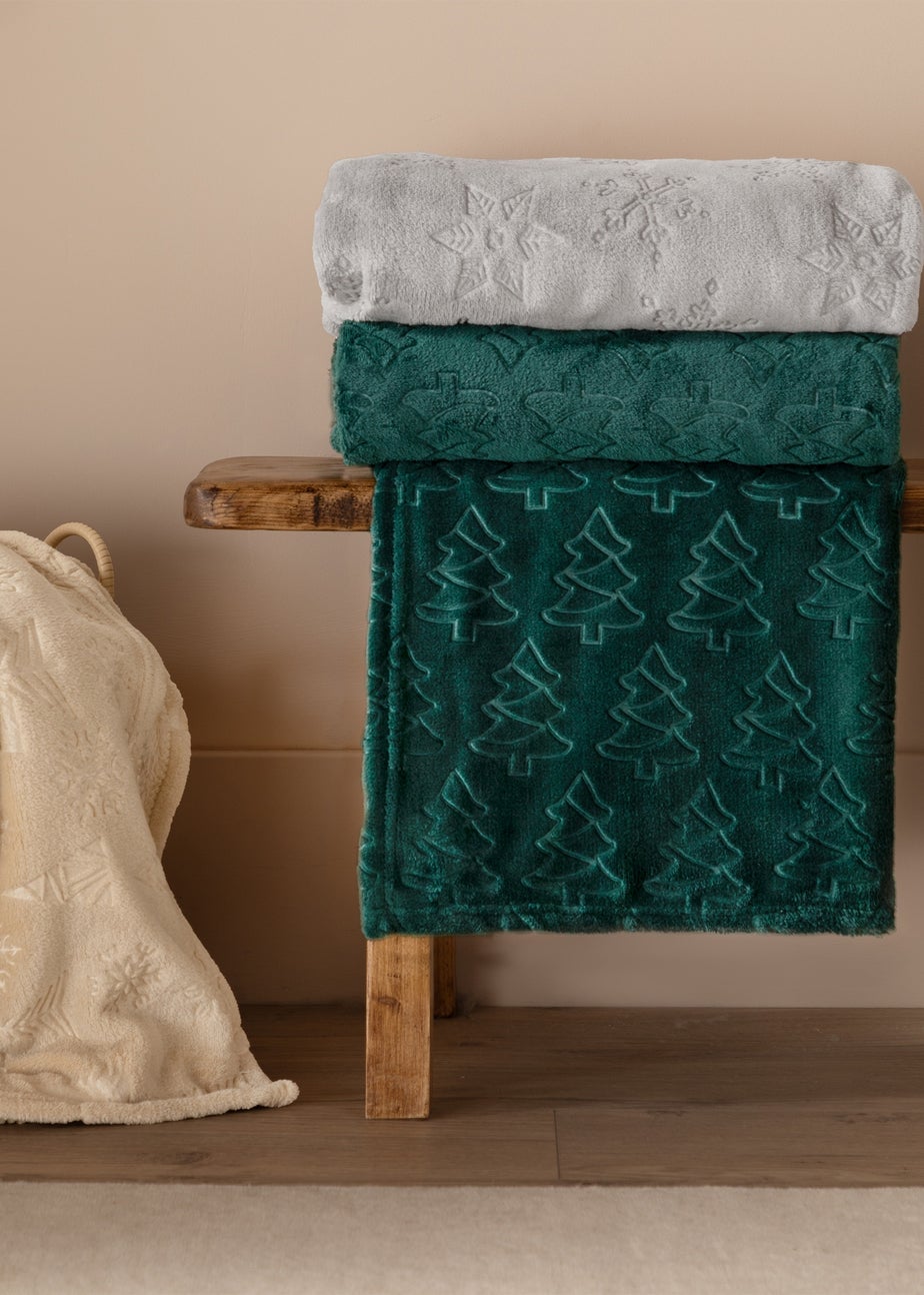 Furn Festive Trees Fleece Emerald Throw