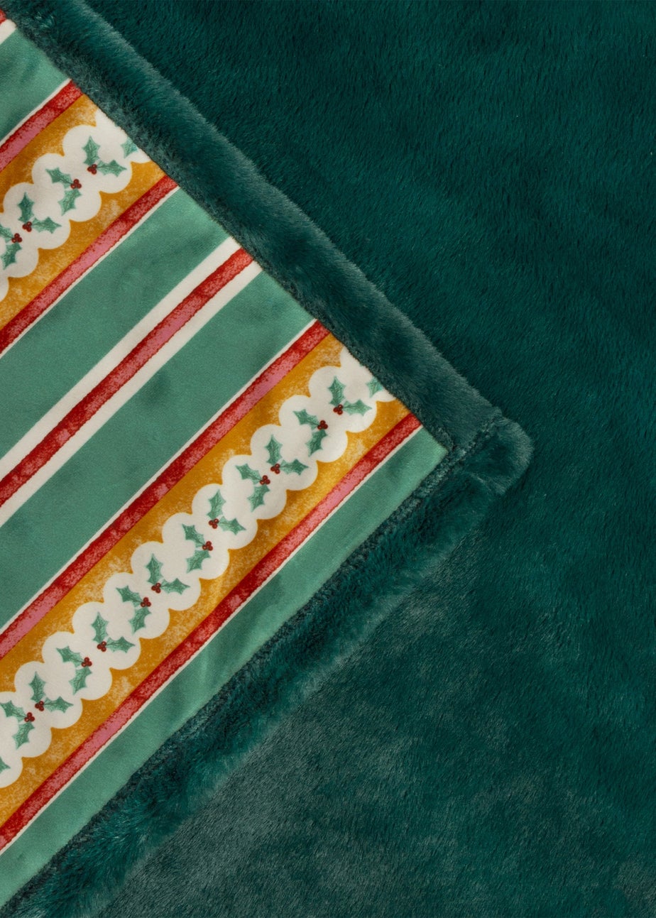 Furn All Wrapped Up Velvet Faux Fur Emerald/Red Throw