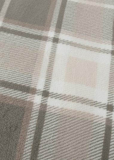 Wylder Nature Braemar Sherpa Tartan Fleece Green/Natural Throw