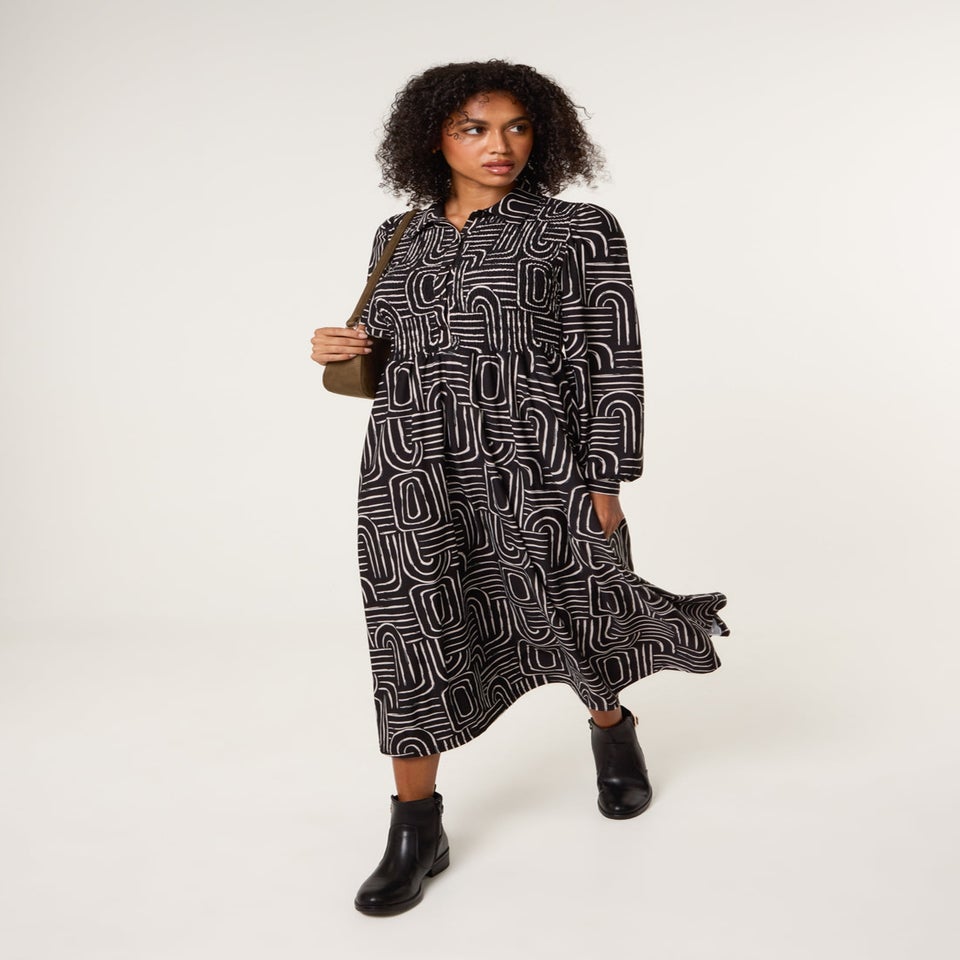 Blue Vanilla Black Shirred Bust Long Sleeve Midi Dress