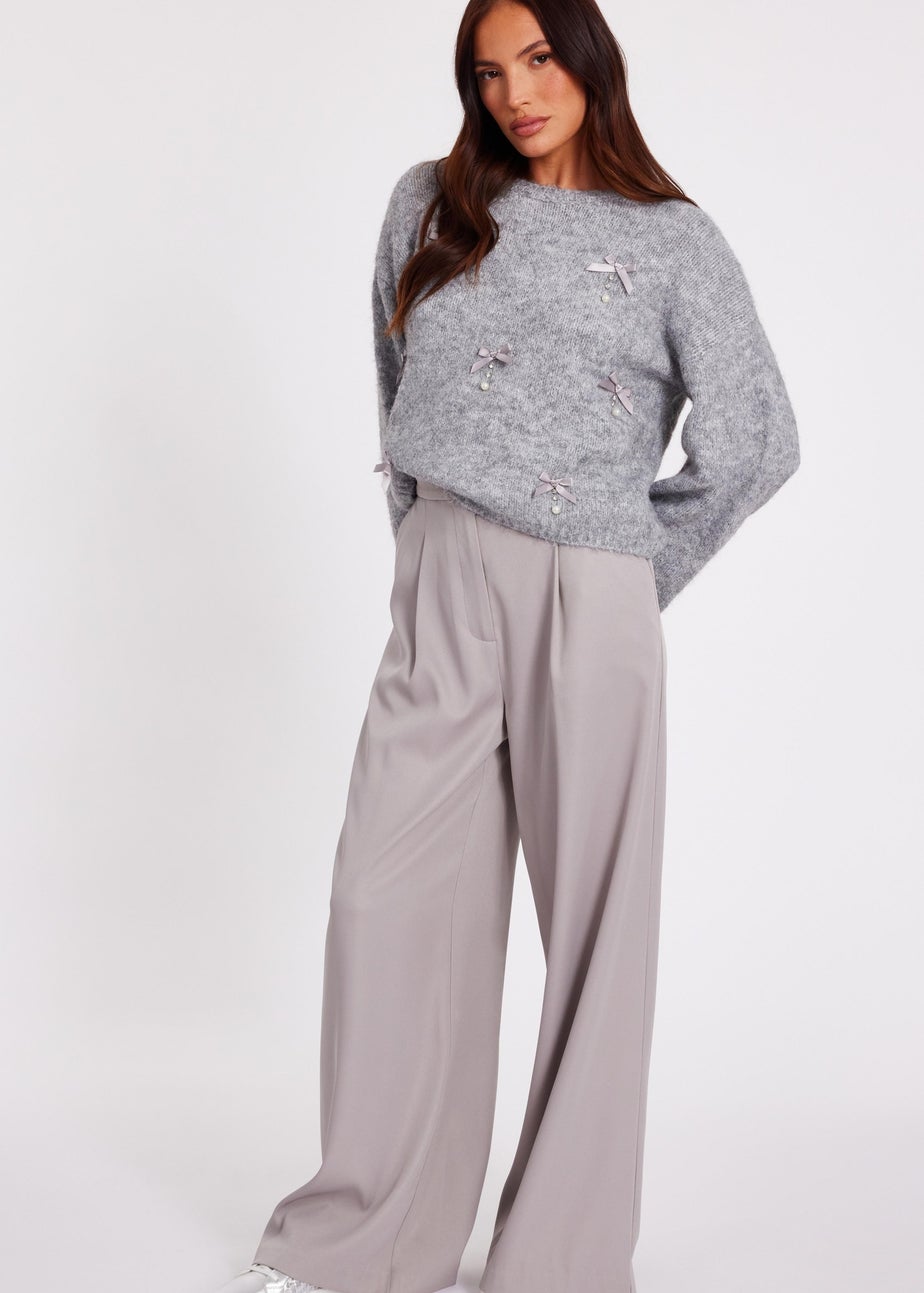 Quiz Grey Knitted Pearl Bow Jumper