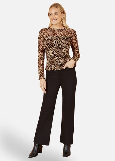 Yumi Leopard Print Mesh Stretch Fitted Top In Brown