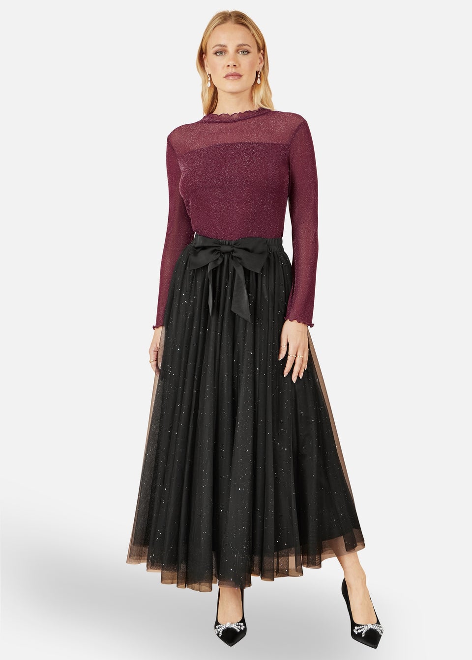 Yumi Shimmer Print Mesh Stretch Fitted Top In Burgundy