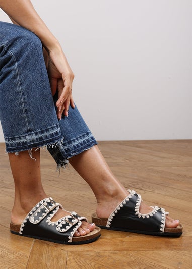 Where's That From Aaliyah Black Chunky Flatform Sandals With Cutouts