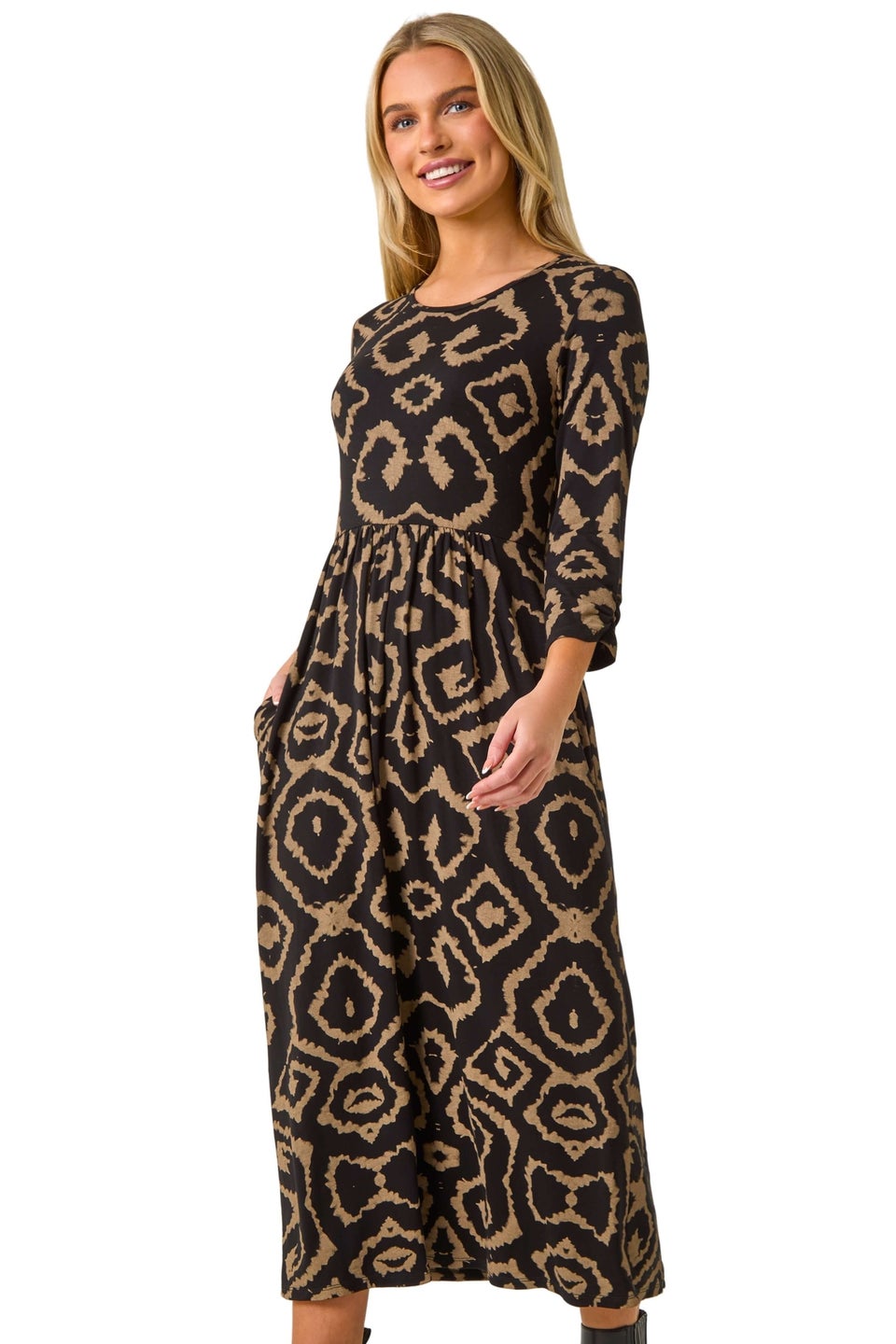 Roman Camel Petite Geo Print Gathered Midi Dress