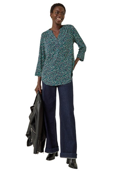 Roman Green Abstract Puff Print Stretch Top