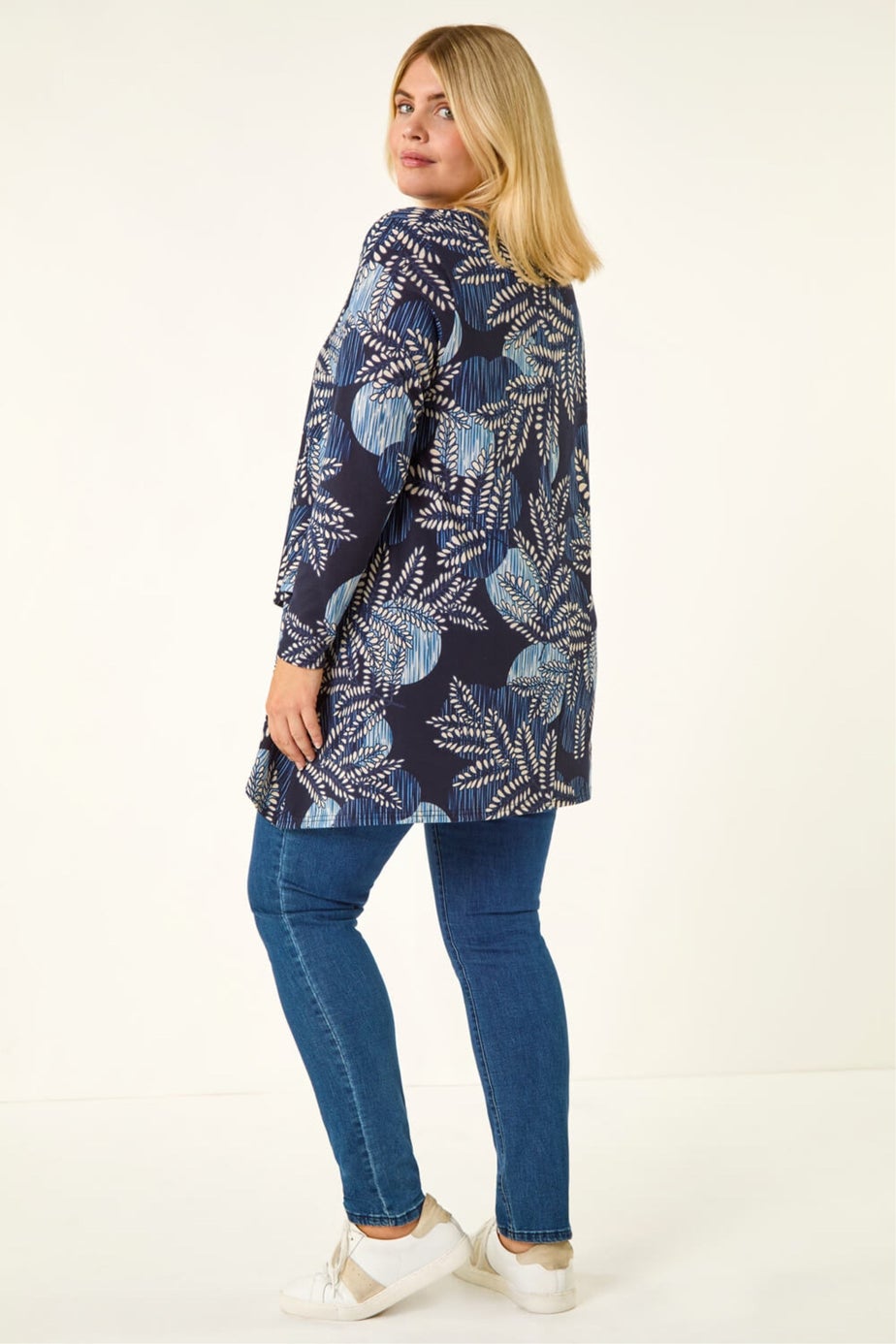 Roman Navy Curve Floral Print V-Neck Top
