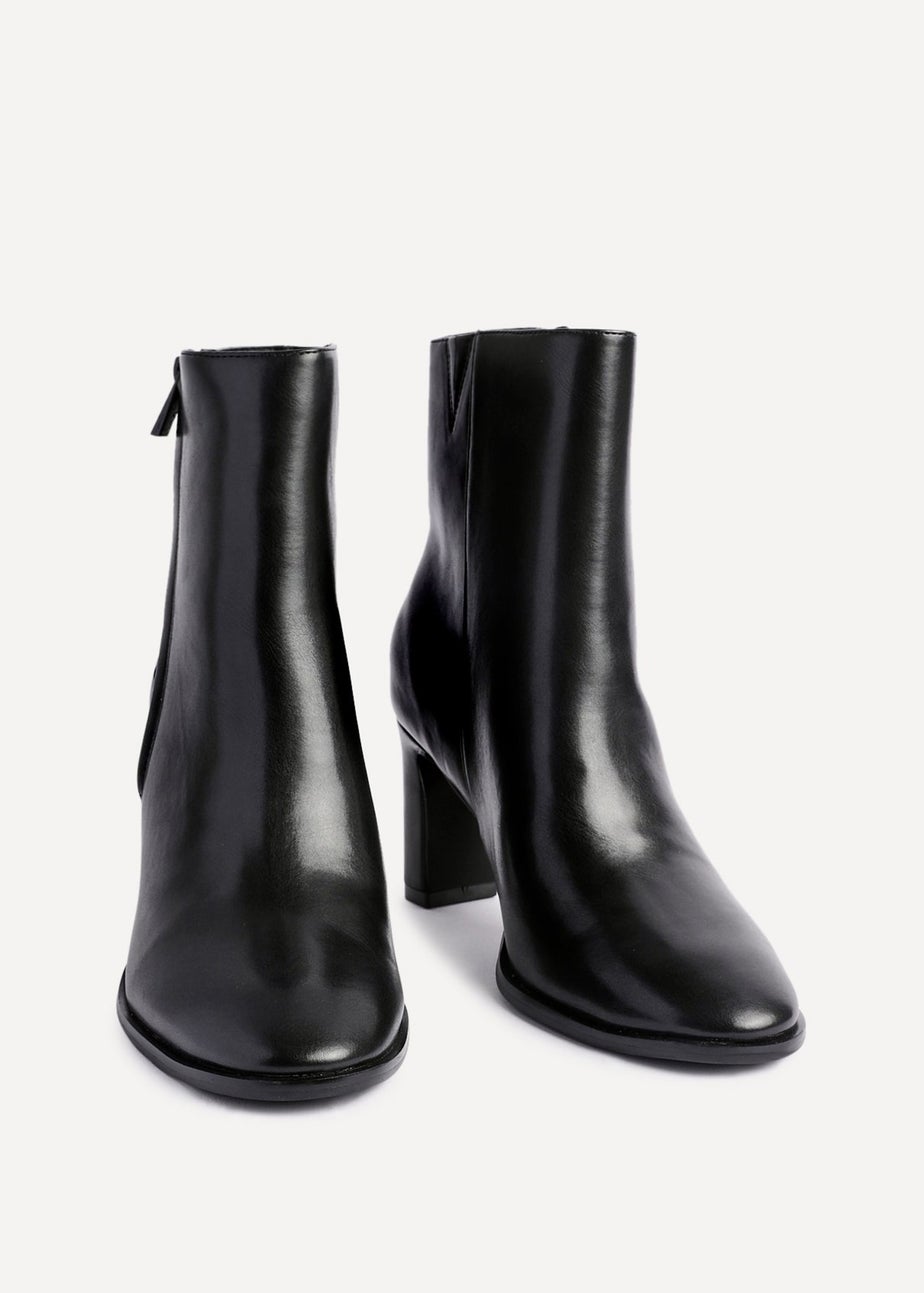 Linzi Jonas Black Faux Leather Block Heel Ankle Boot